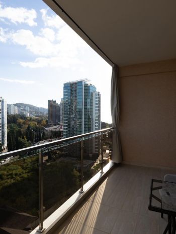 Балконы и террасы с видом на город